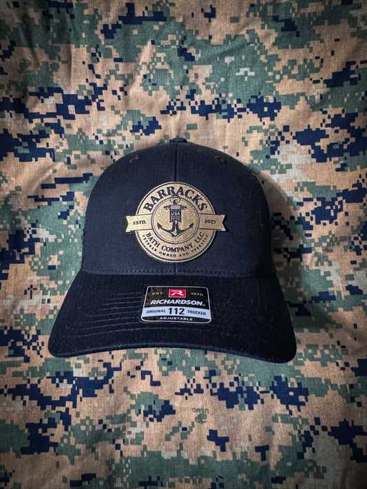 Barracks Cover (black and gold) Richardson 112 Snapback